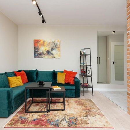 Apartments City Center Ochota By Noclegi Renters Warsaw Ngoại thất bức ảnh