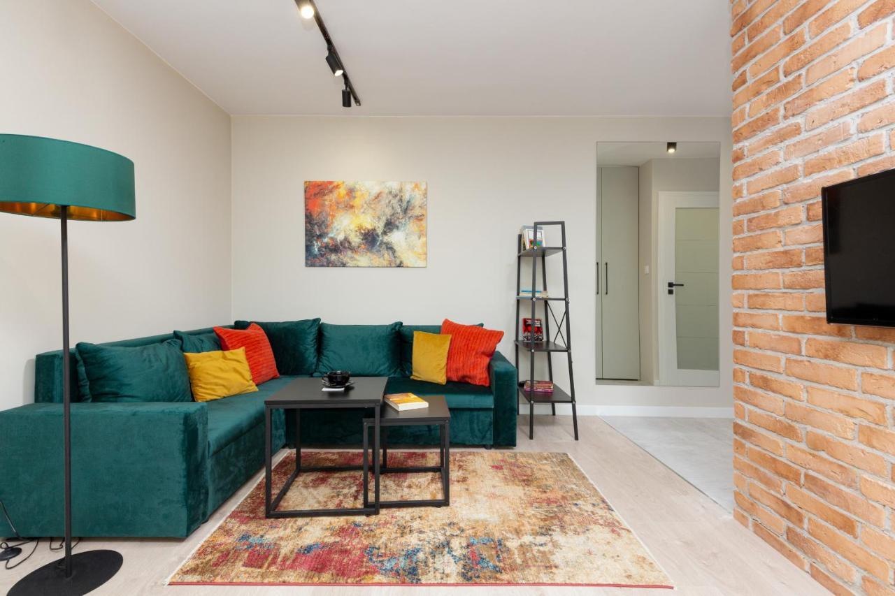 Apartments City Center Ochota By Noclegi Renters Warsaw Ngoại thất bức ảnh