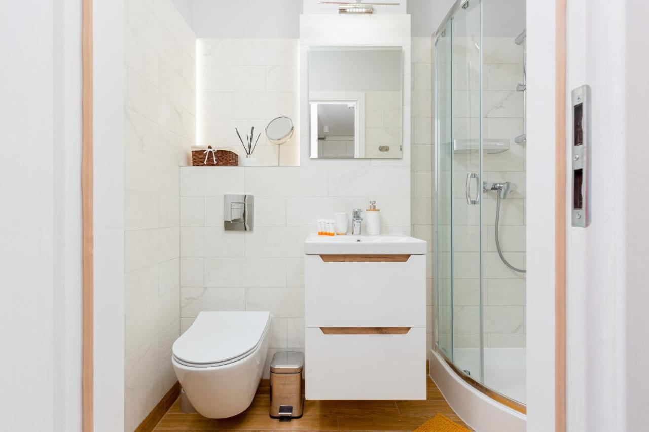 Apartments City Center Ochota By Noclegi Renters Warsaw Ngoại thất bức ảnh